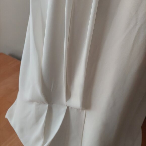 Penningtons Plus Size Womens Cream Tank Top with Embelishment V Neck Trim - Picture 4 of 12